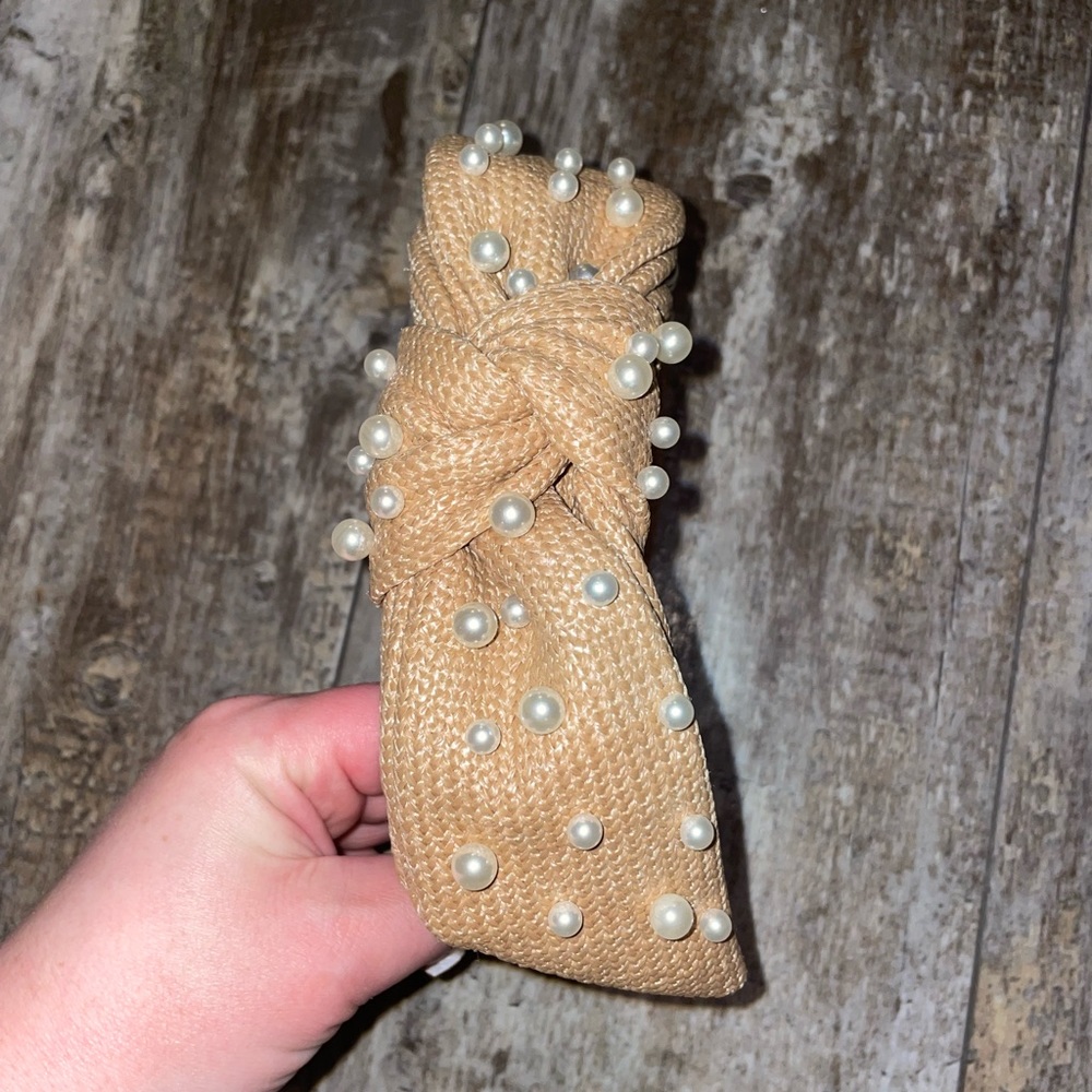 Atlantic Pacific x Lele Sadoughi Butterscotch Pearl Raffia Holly Headband